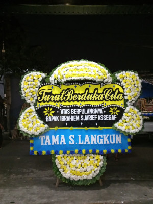 Papan Bunga Duka di Baharu